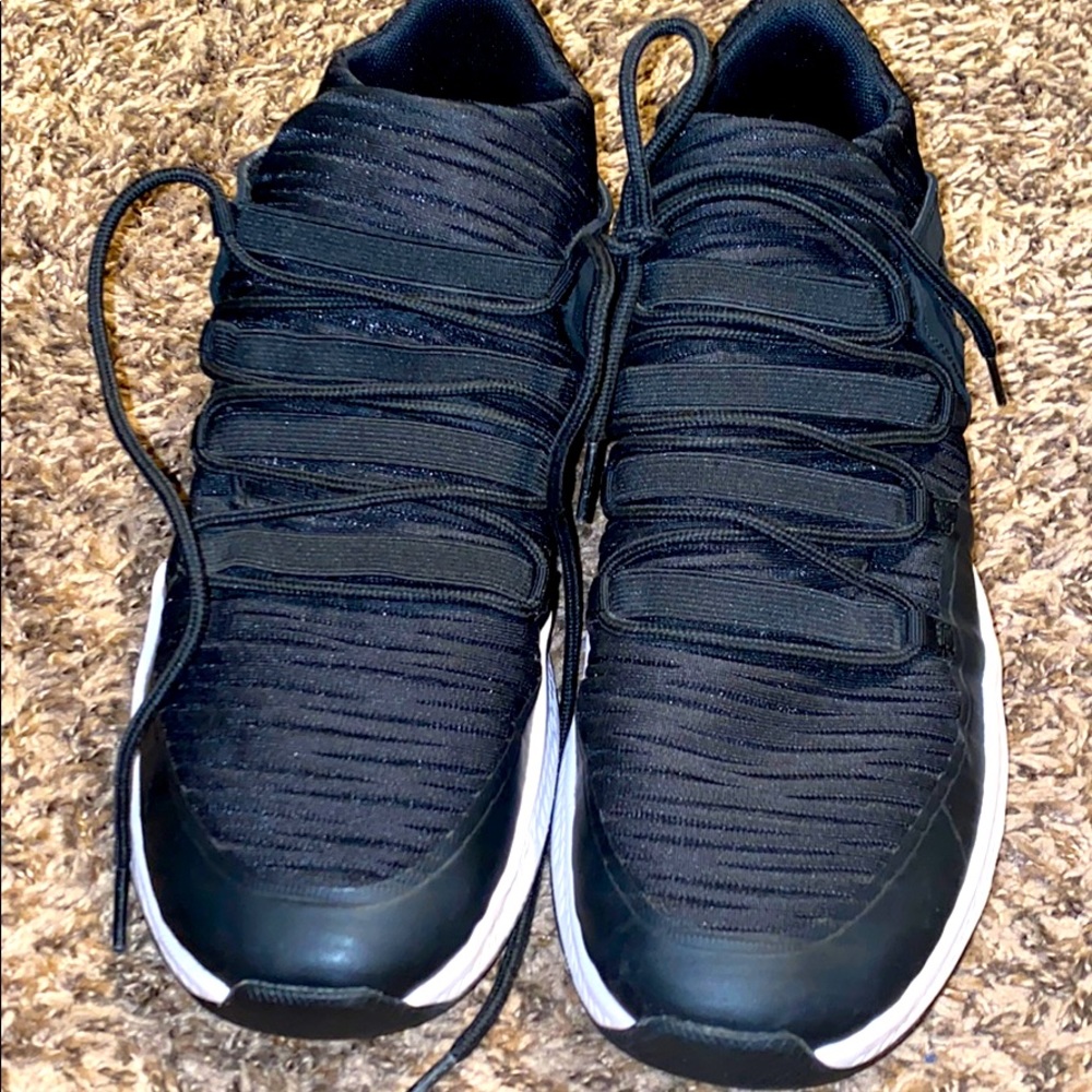 NIKE JORDAN FORMULA 23 MEN'S BLACK/WHITE SNEAKER - Picture 1 of 4